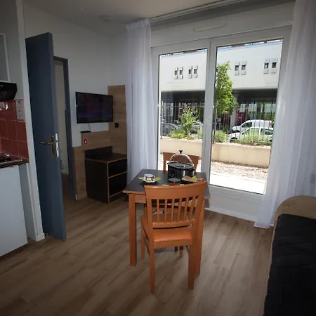 Privilodges Lumiere Apartment 2*